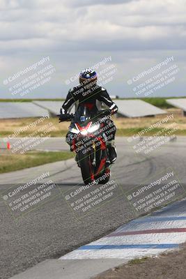 media/Apr-26-2024-TrackDaz (Fri) [[c4b677d280]]/B Group/120pm (Wheelie Bump)/